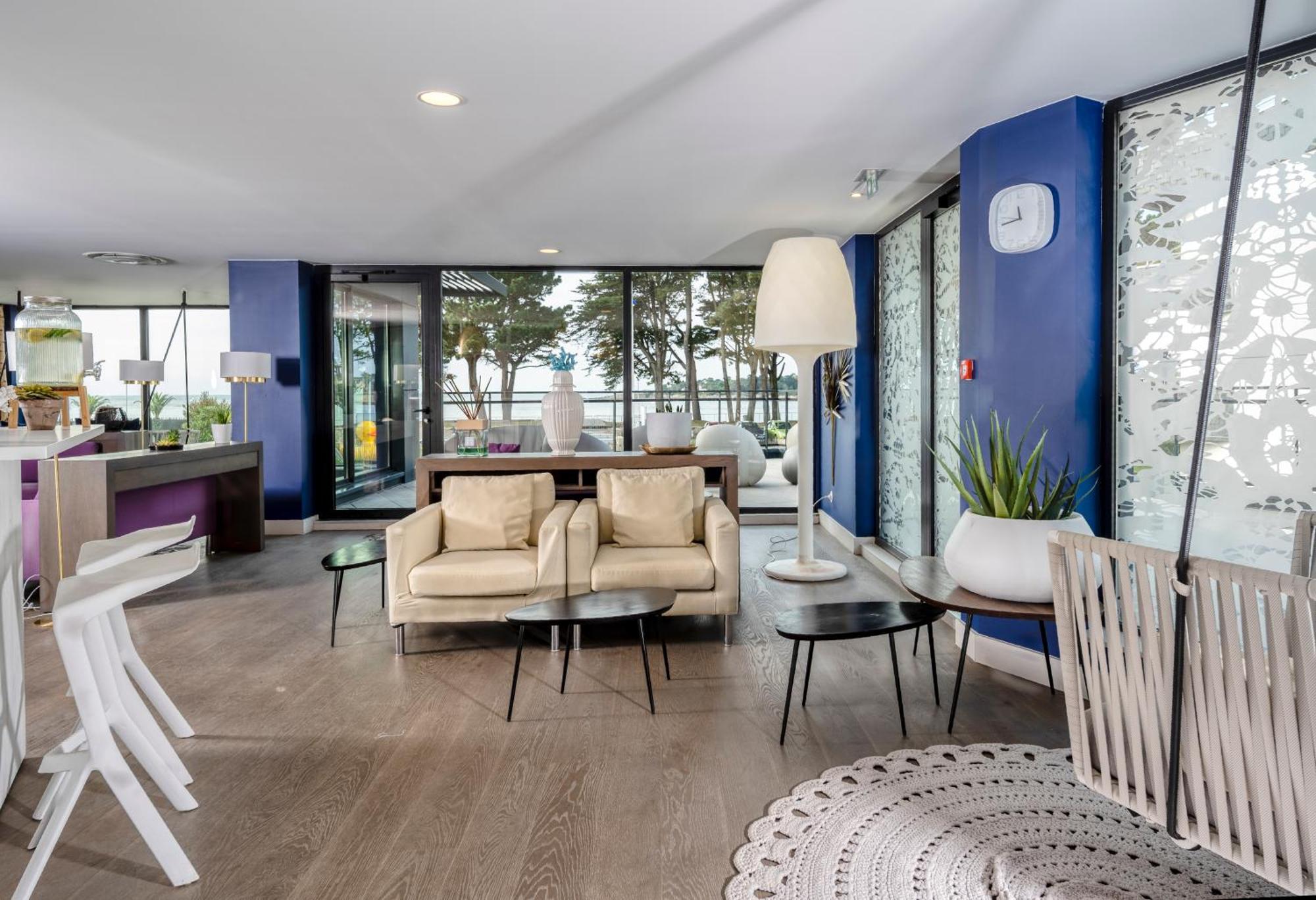 Hotel Kastel - Relais Thalasso & Spa 브노데 외부 사진