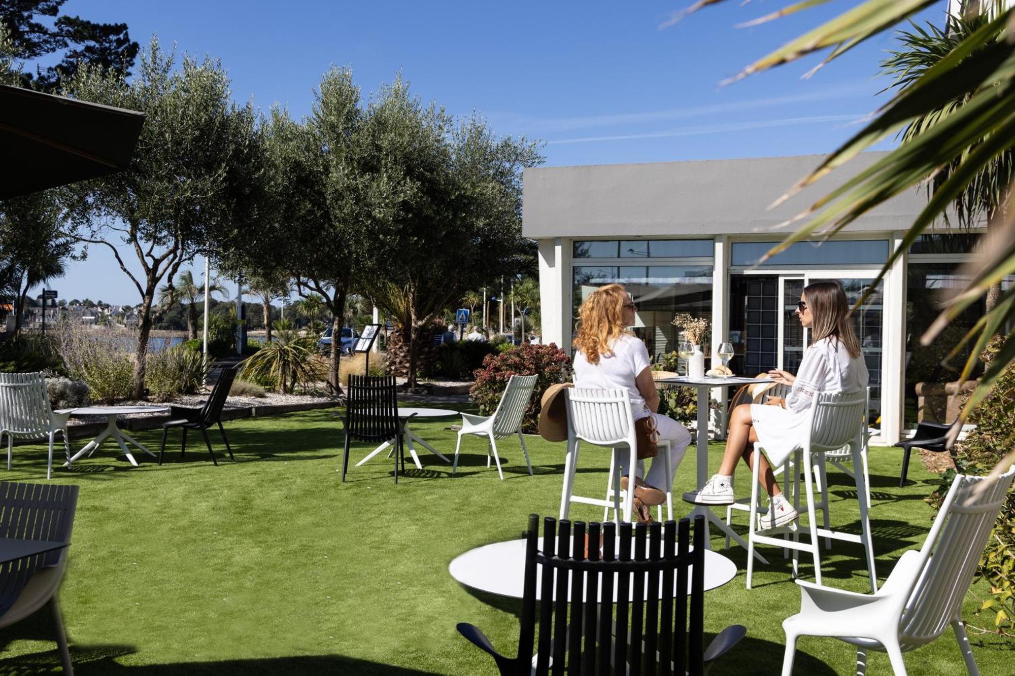 Hotel Kastel - Relais Thalasso & Spa 브노데 외부 사진