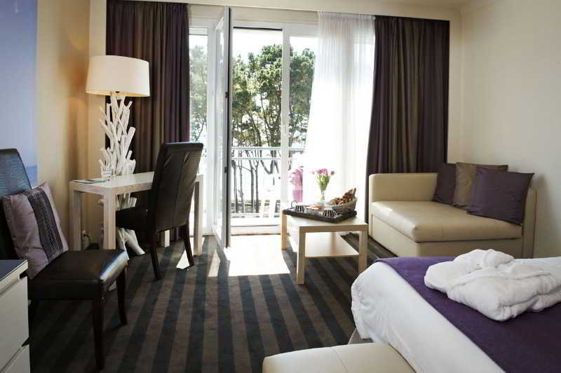 Hotel Kastel - Relais Thalasso & Spa 브노데 외부 사진
